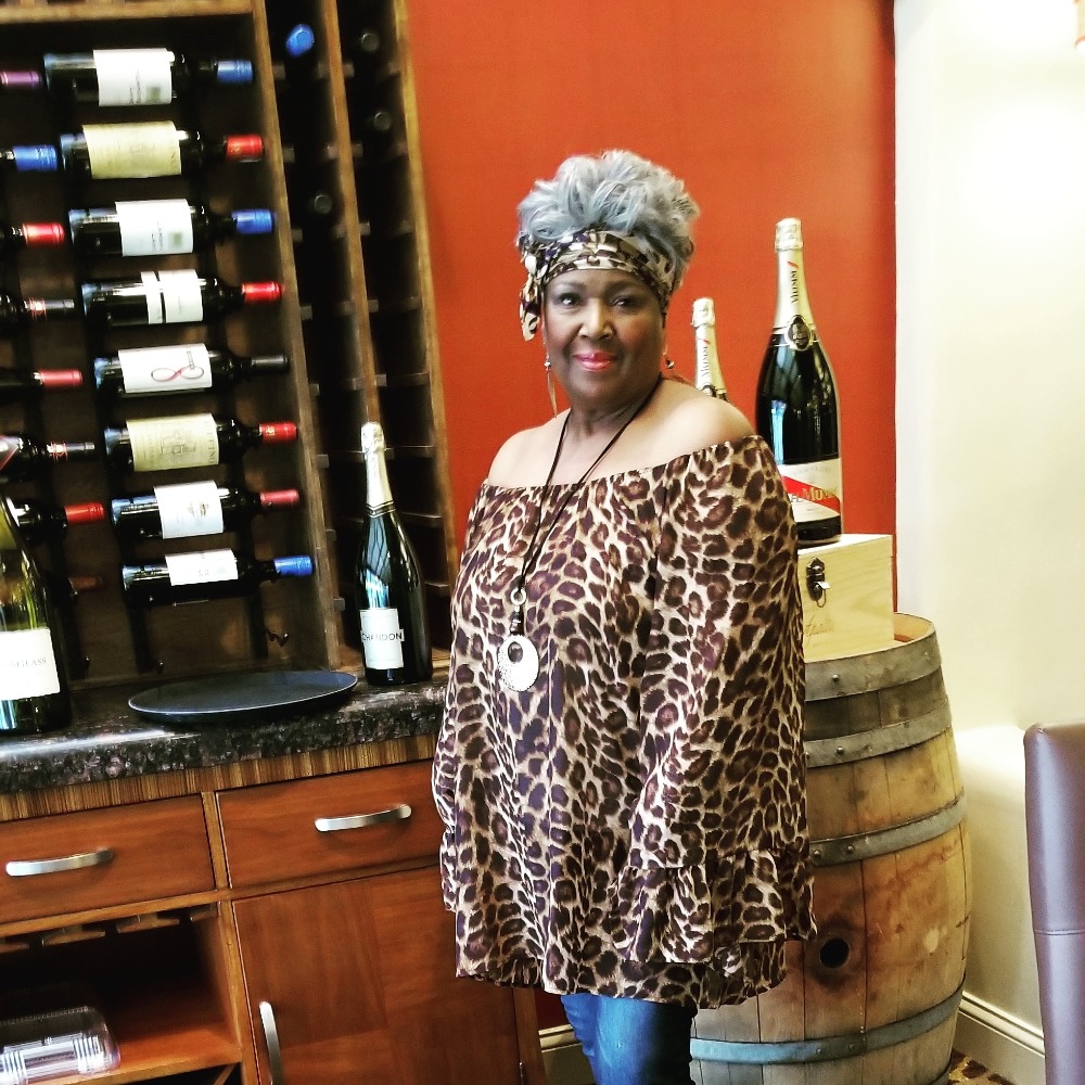 Meet your Posher, Patsy